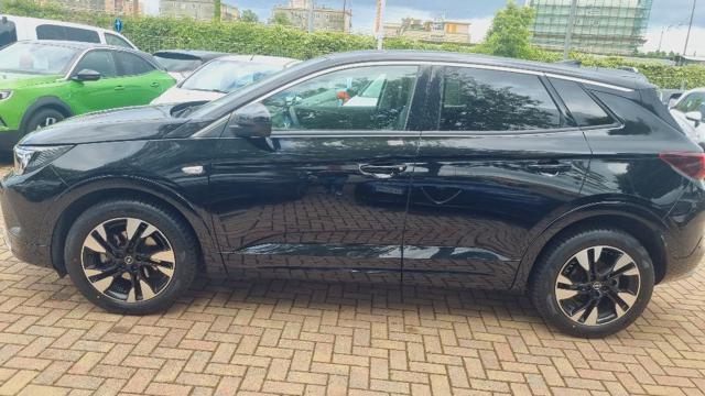 OPEL Grandland 1.5 diesel Ecotec aut. Business Elegance