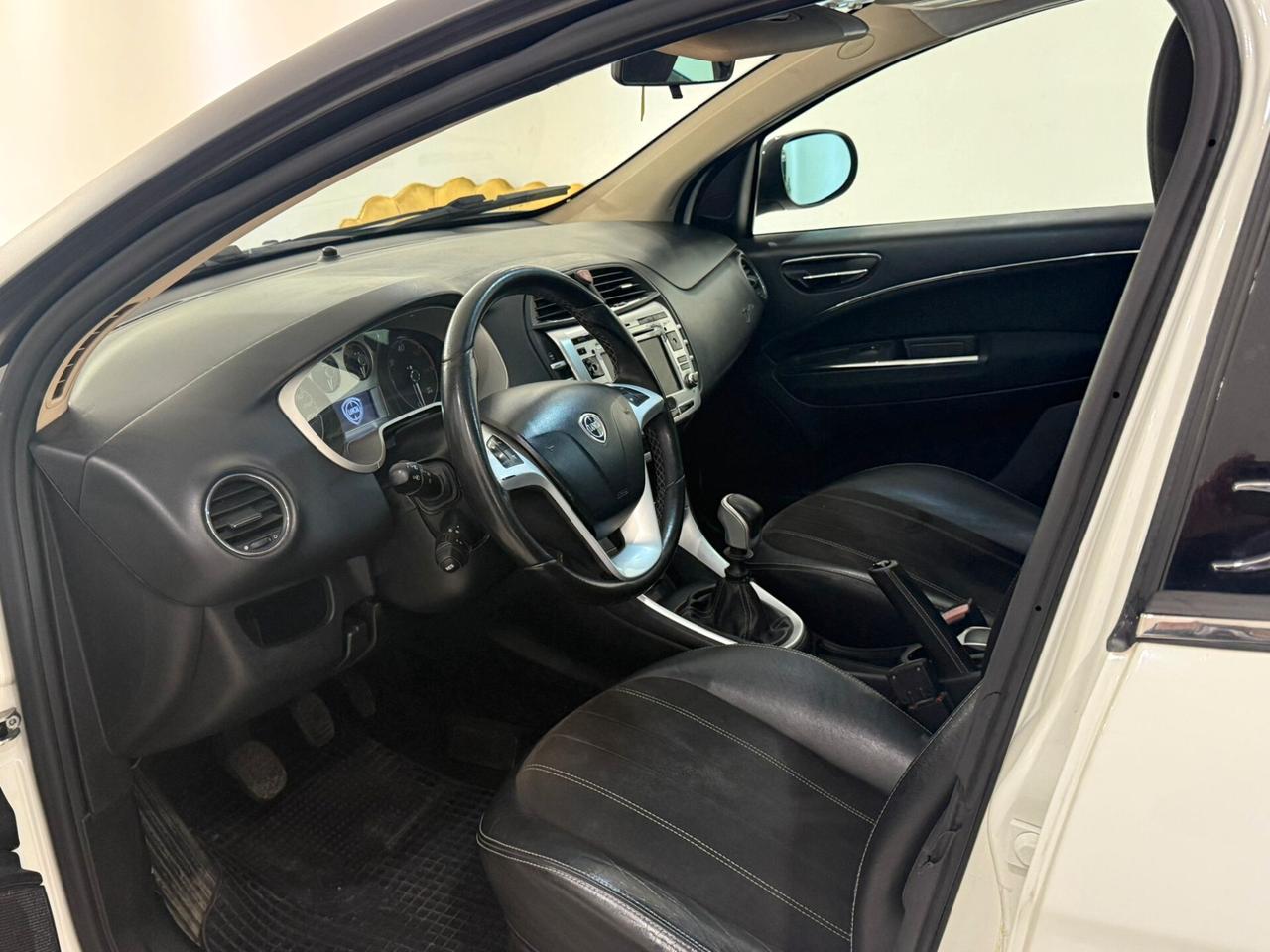 LANCIA DELTA 2.0 MJT 120CV PLATINO