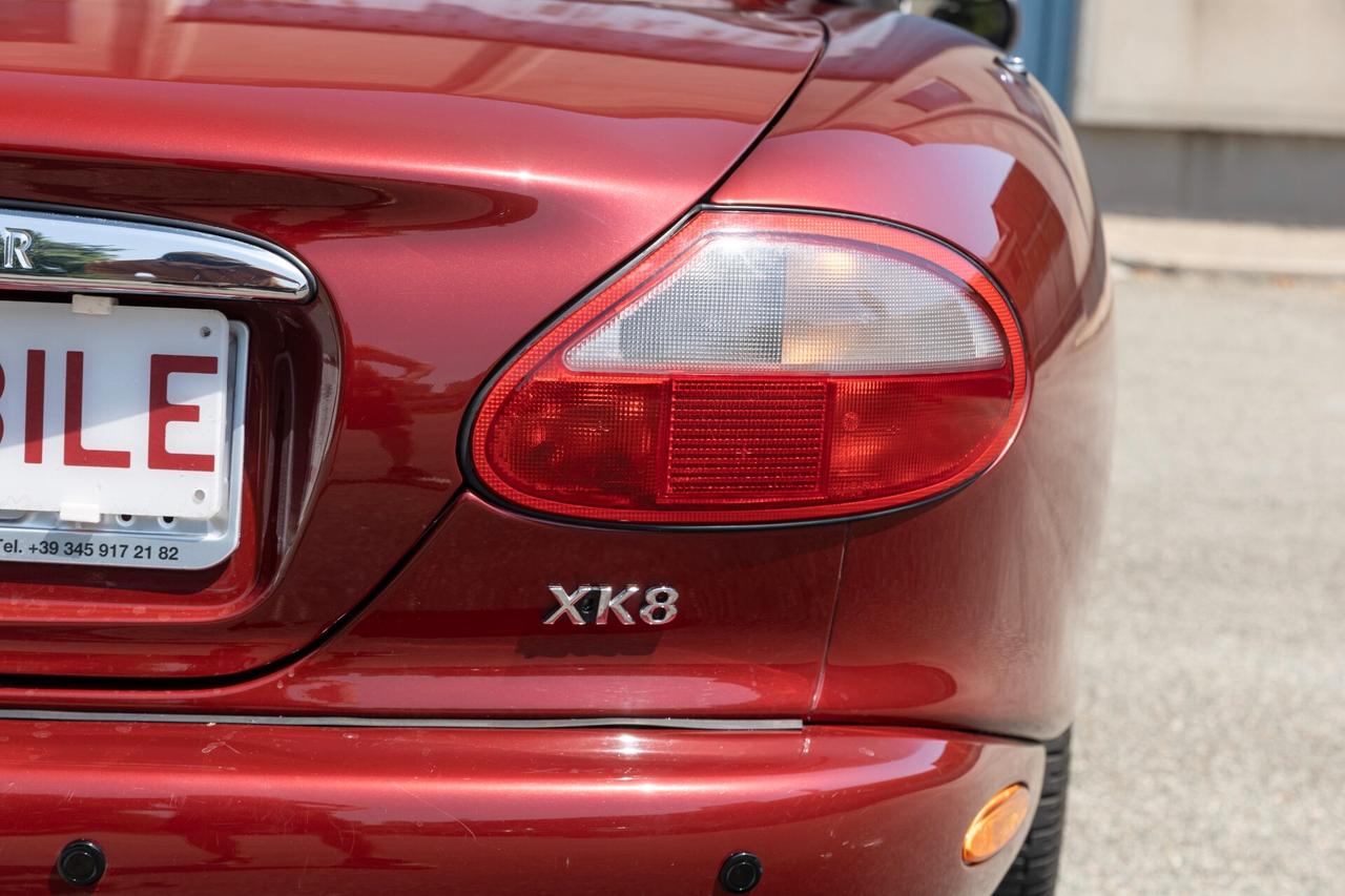 Jaguar XK *Stupenda * Tonneau*Frangivento*