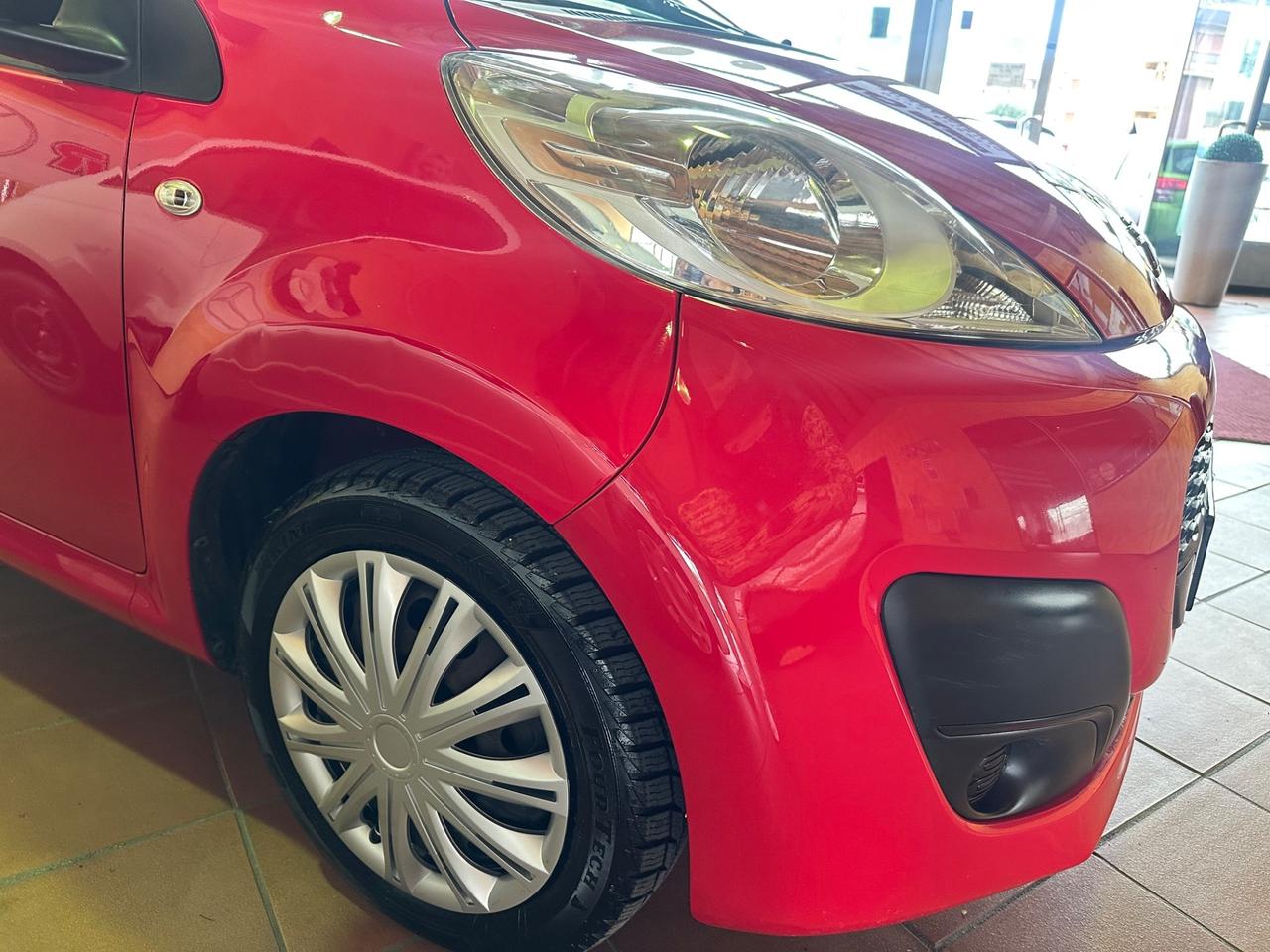 Peugeot 107 1.0 68CV 3p. Active neopatentati