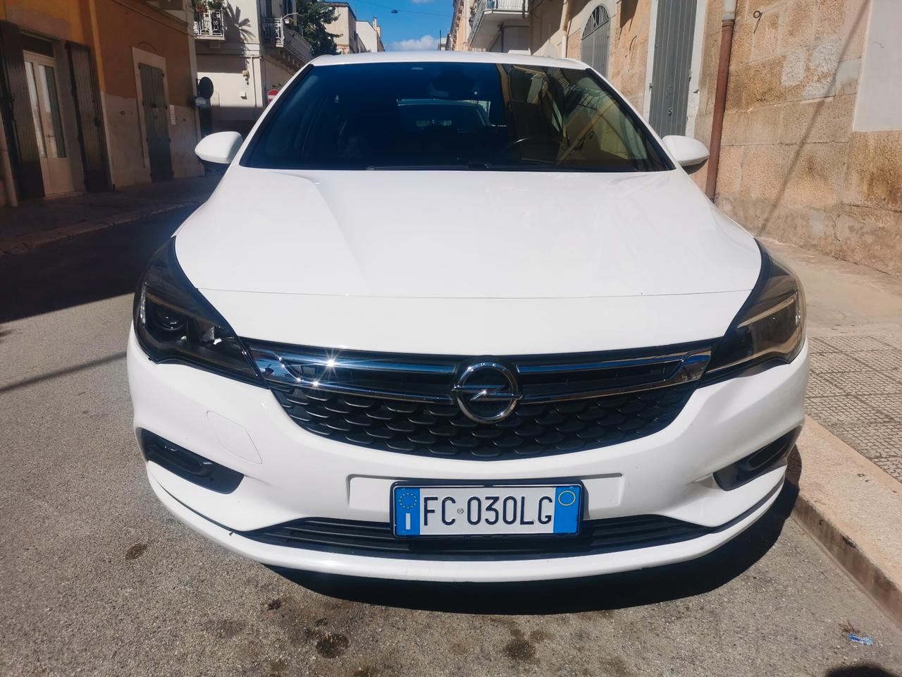 Opel Astra 1.6 CDTi 95 CV 5 porte BUSINESS