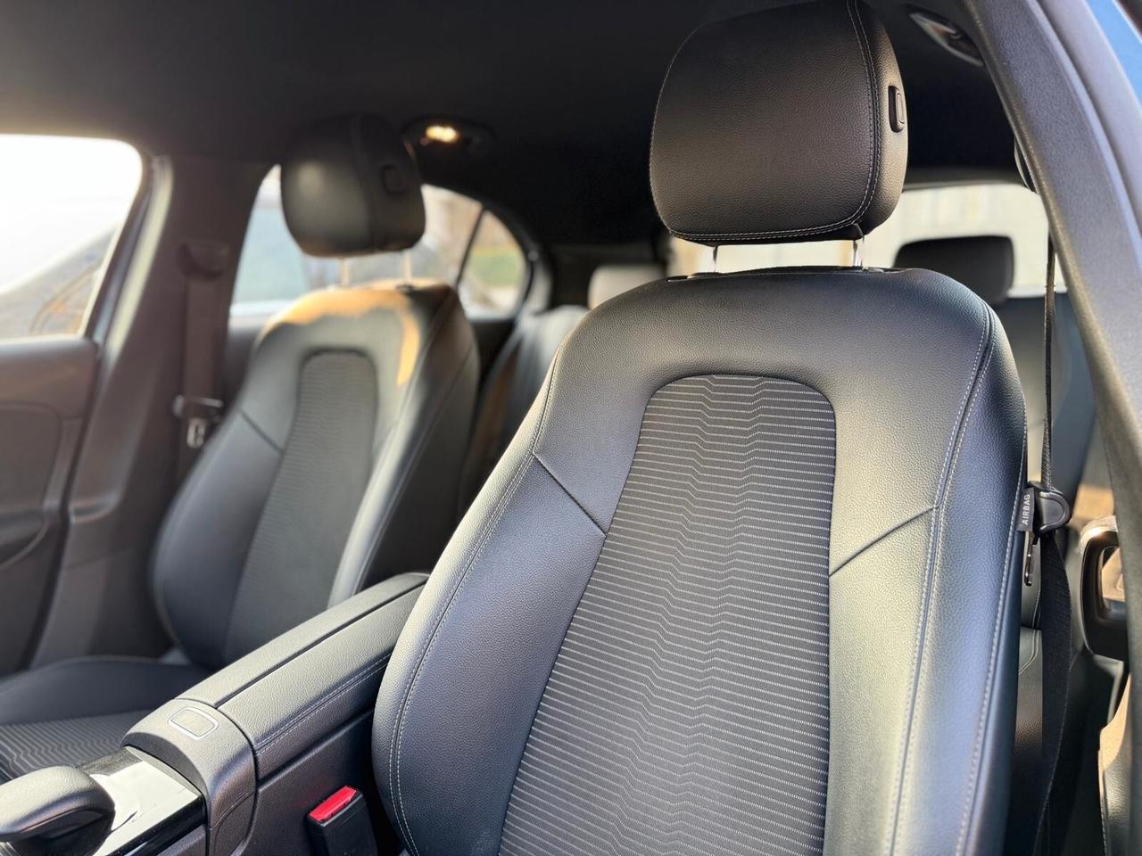 Mercedes-benz A 180 A 180 d Automatic Premium