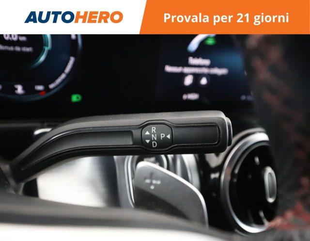 MERCEDES-BENZ GLB 200 d Automatic Premium