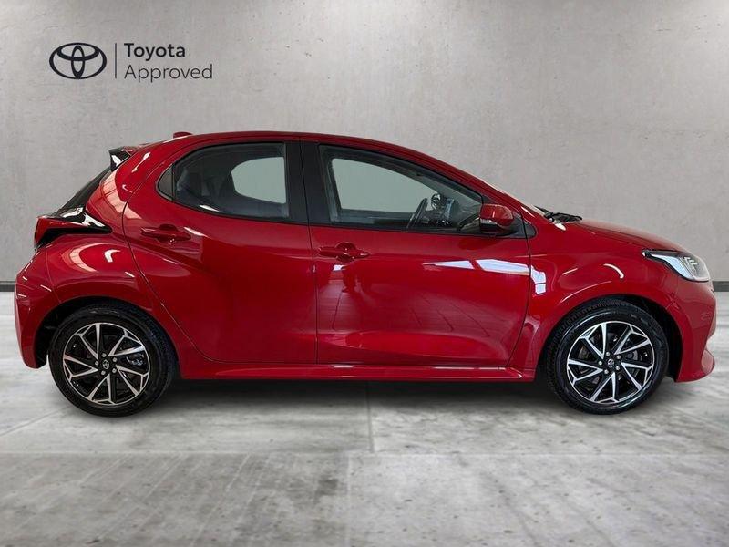 Toyota Yaris Hybrid Trend MY22