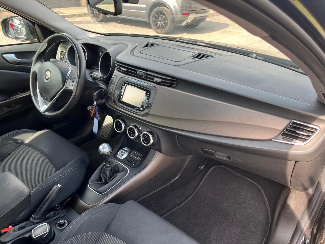 Alfa Romeo Giulietta 1.6 JTDm-2 120 CV Distinctive