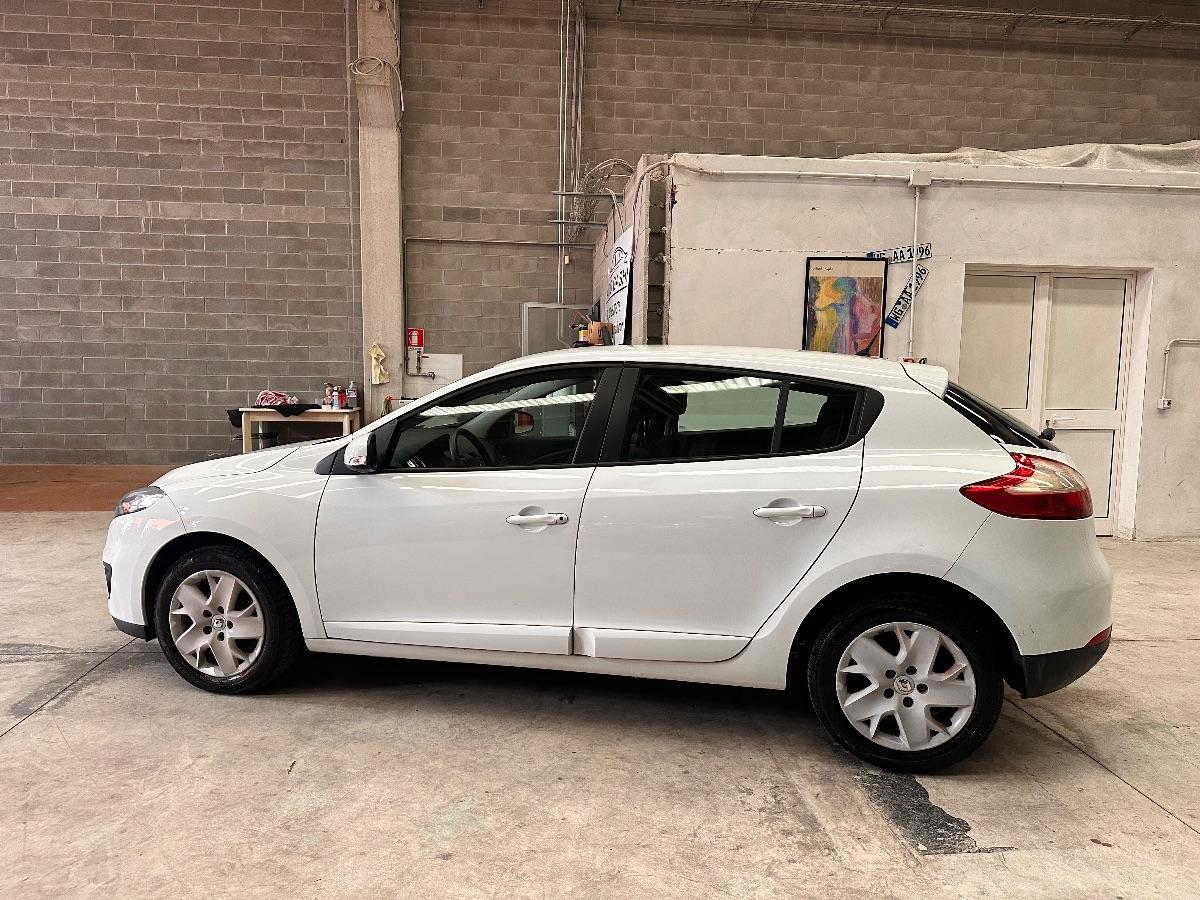 RENAULT - Mégane - 1.6 Wave