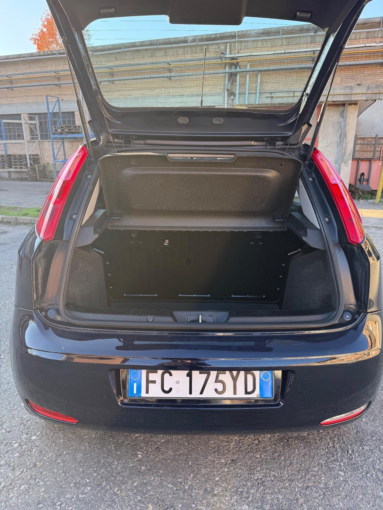 Fiat Punto 1.2 8V 5 porte Street