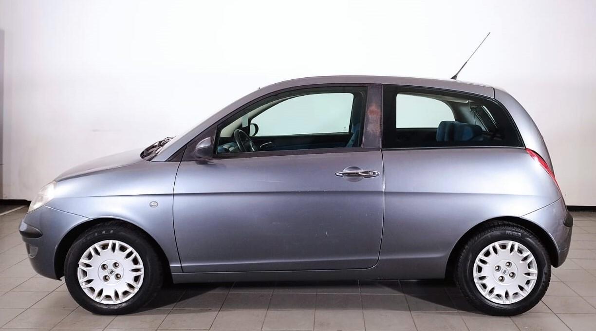 Lancia Ypsilon 1.2 3P - ANCHE PER NEOPATENTATI!!