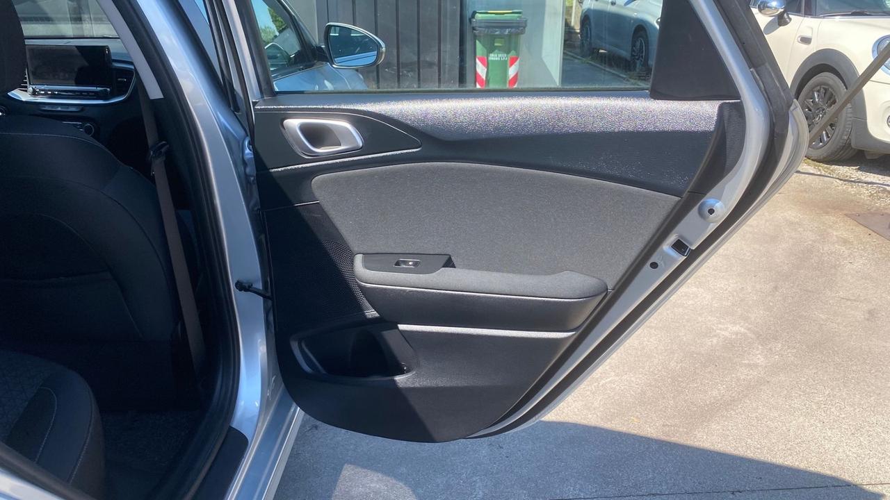 Kia Ceed Sportswagon 1.6 CRDi 136 CV MHEV DCT SW Style