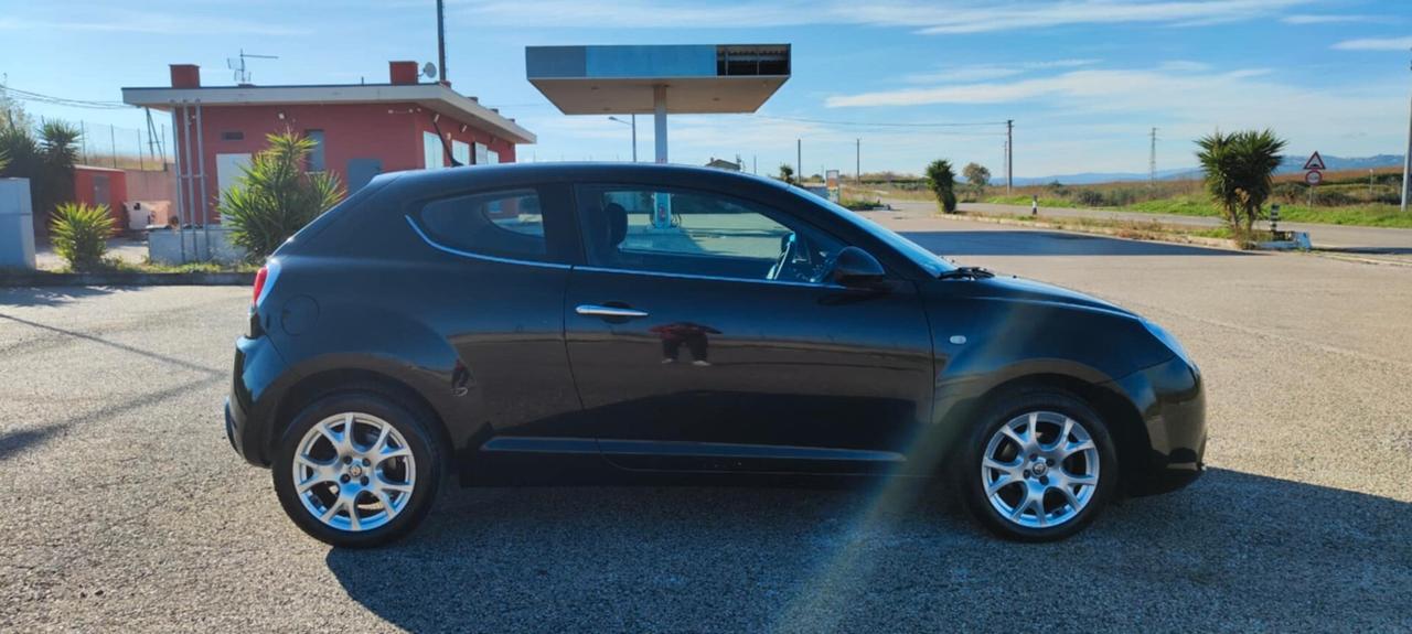 Alfa Romeo MiTo 1.4 78 CV Distinctive Sport Pack