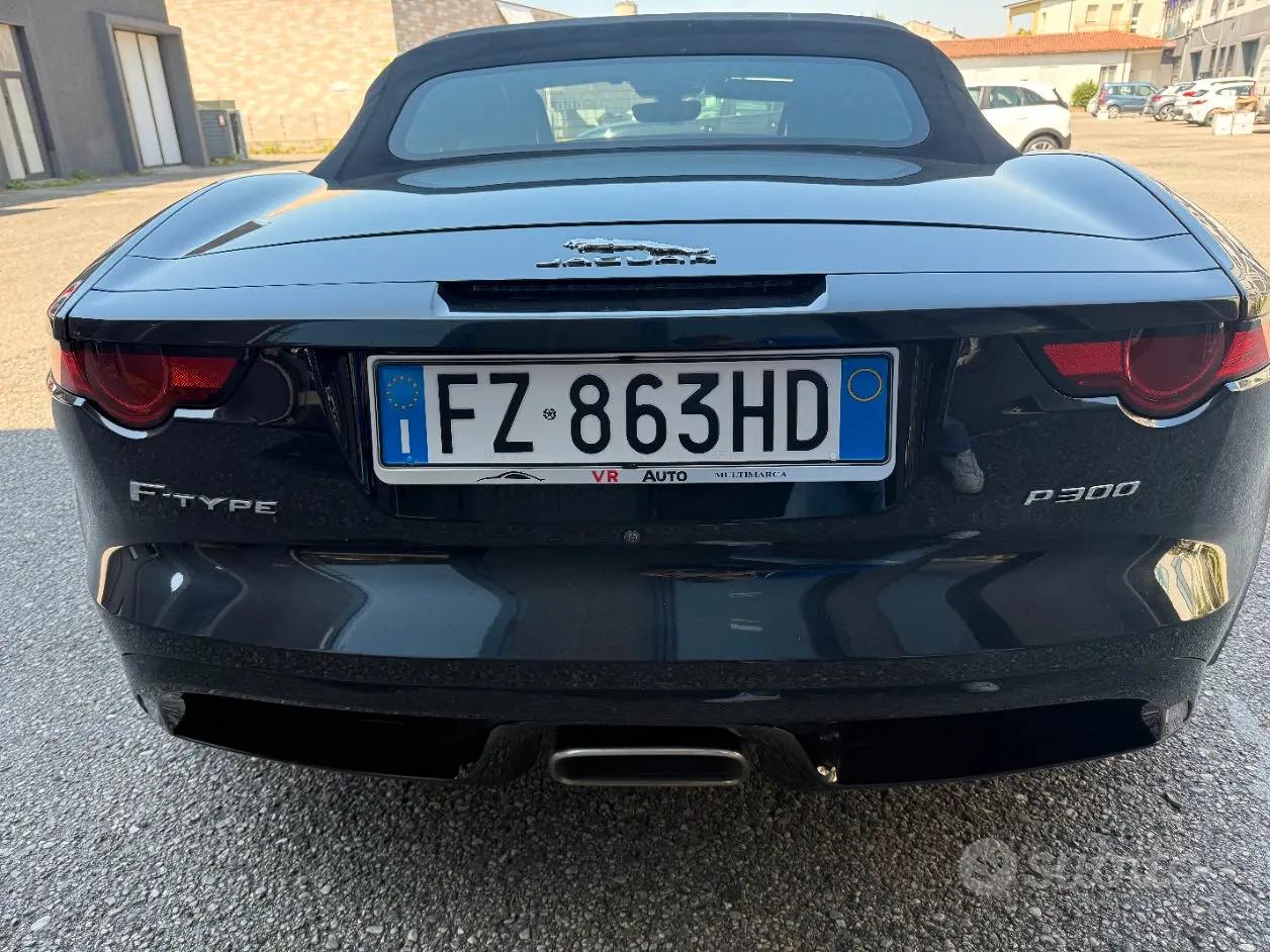 Jaguar F-Type Cabrio 2.0 i4 R-Dynamic rwd 300cv au