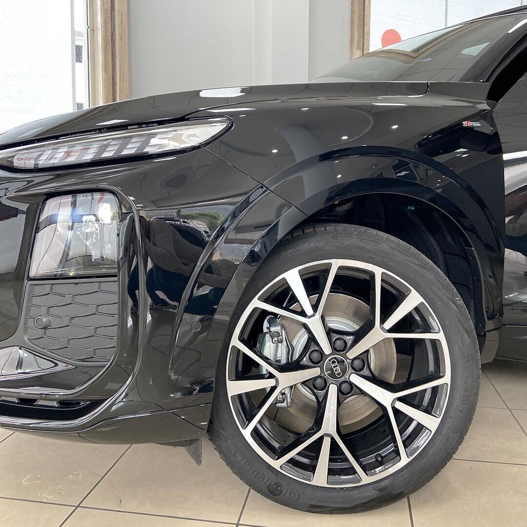 Audi Q3 Sportback 35tdi Identity Black 2026 km0|tetto+matrix+pelle totale|