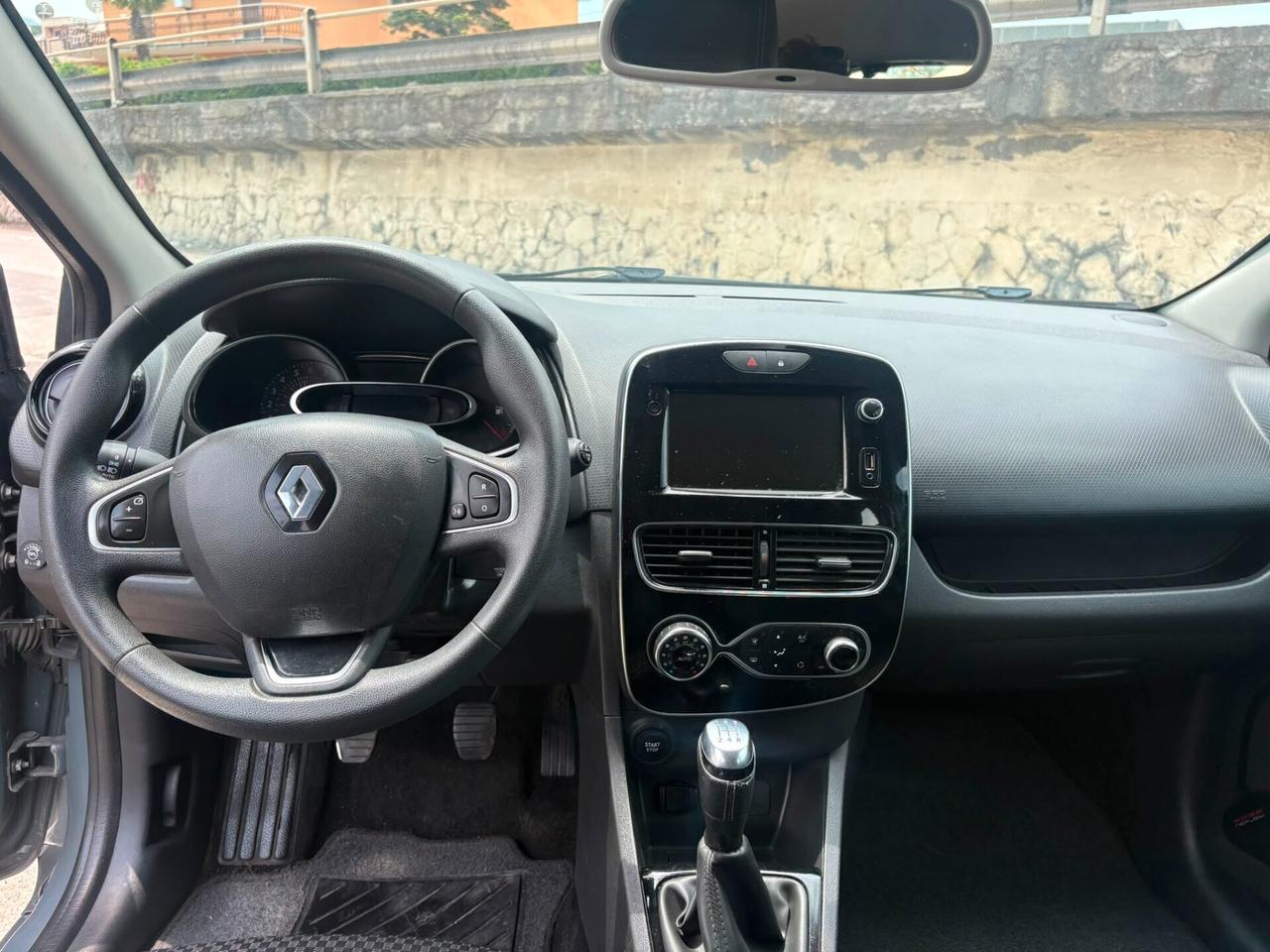 Renault Clio TCe 12V 90 CV GPL 5 porte Moschino Zen