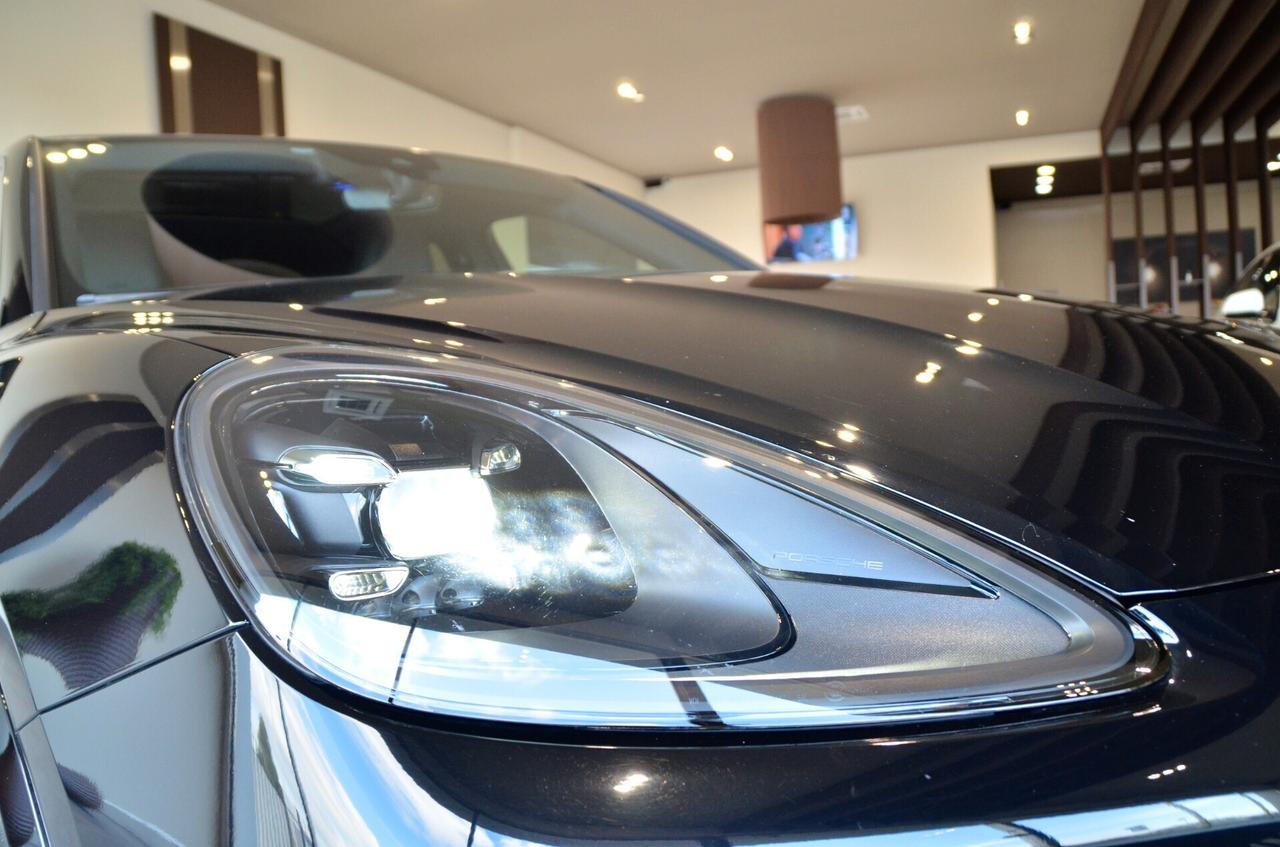 PORSCHE CAYENNE COUPÉ 3.0 V6