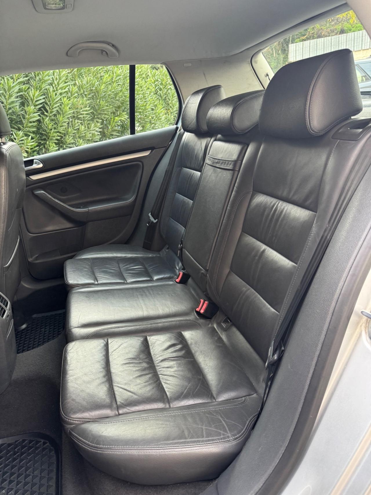 Volkswagen Golf 2.0 16V TDI 4mot. 5p. Sportline