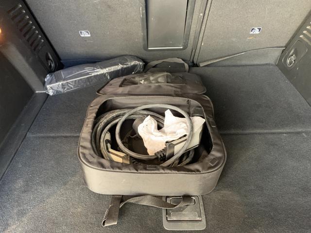 PEUGEOT 3008 Hybrid 225 e-EAT8 Allure Pack