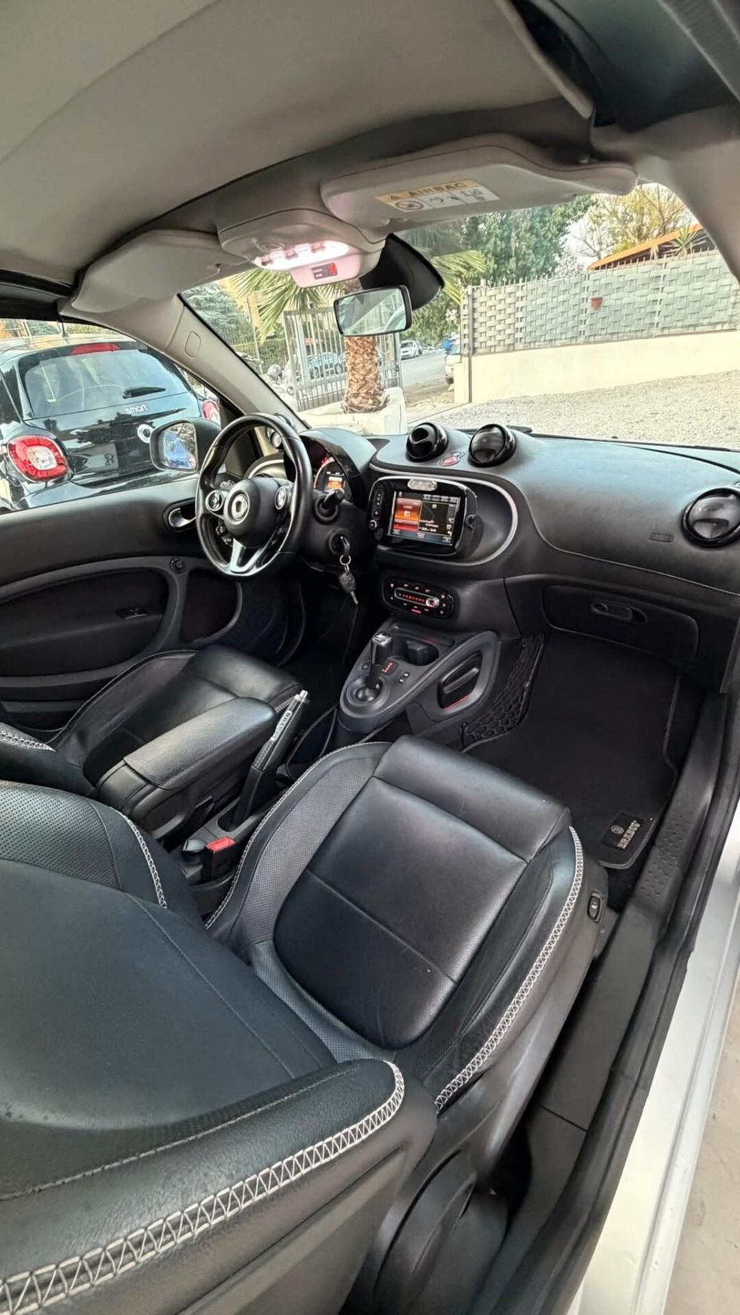 Smart ForTwo cabrio brabus style