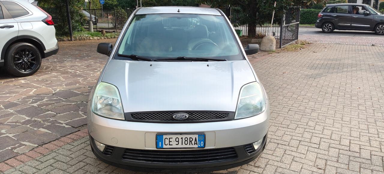 Ford Fiesta 1.2 16V 5p. Ambiente