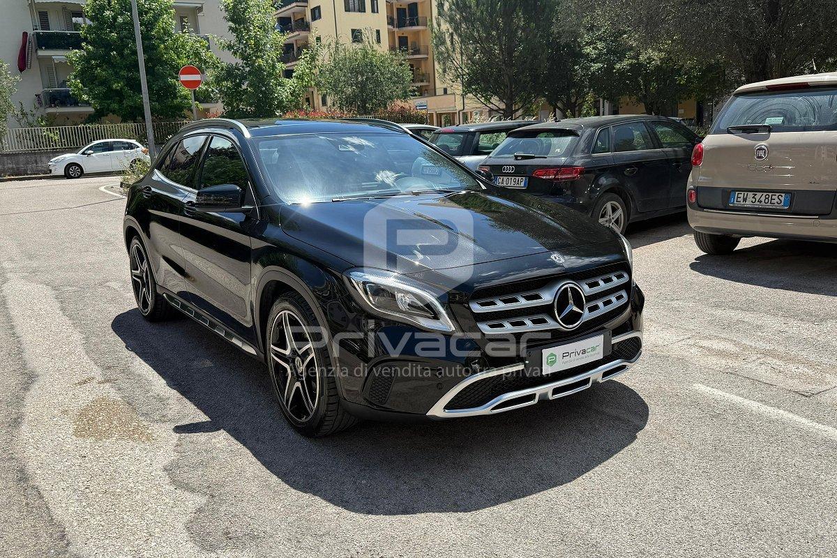 MERCEDES GLA 200 d Automatic Sport