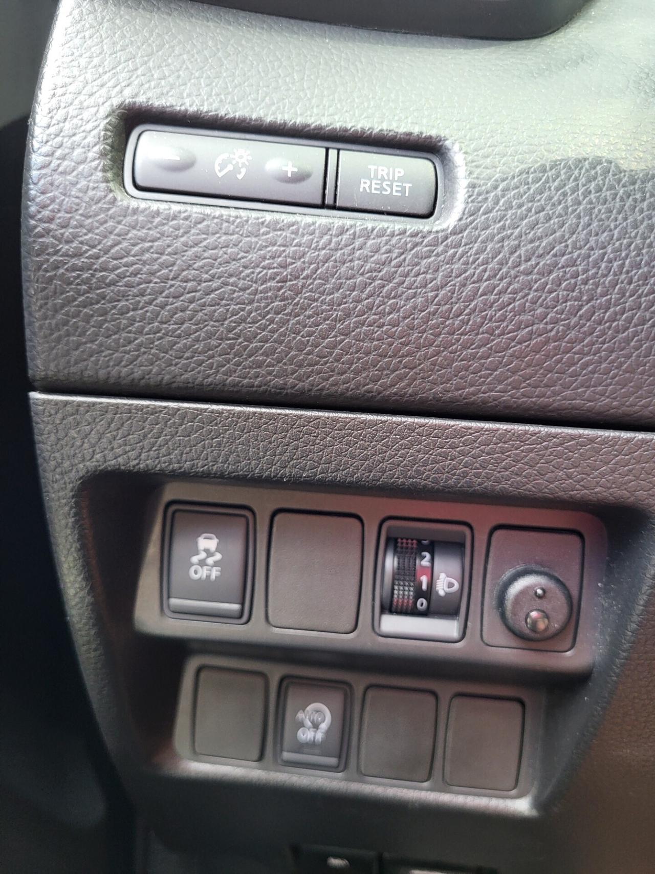 Nissan Qashqai 1,5 dCi-UNICO PROPR-NAVI-TELECAMERA