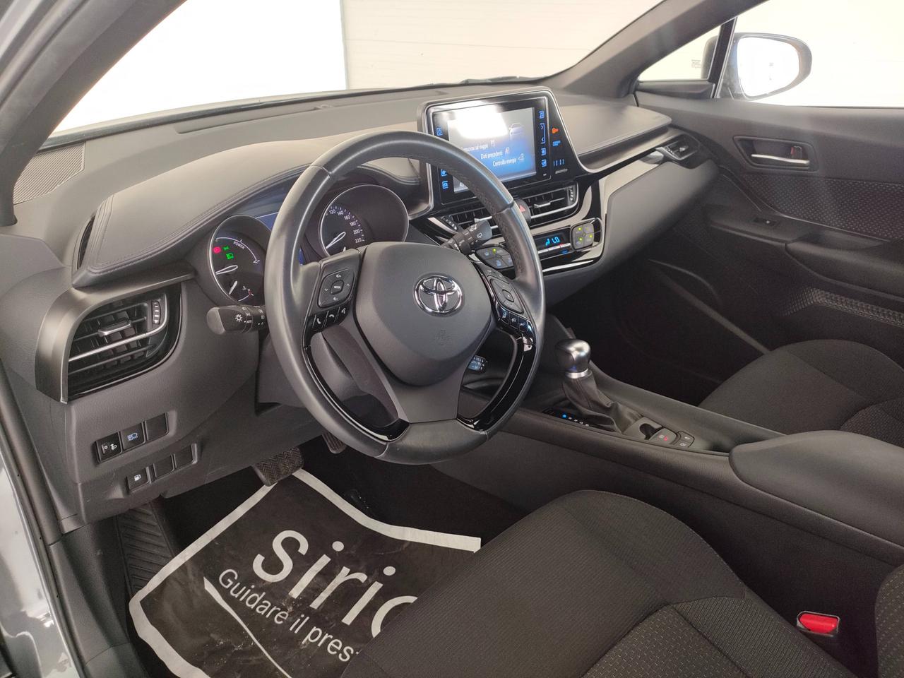 TOYOTA C-HR I 2016 - C-HR 1.8h Active 2wd e-cvt