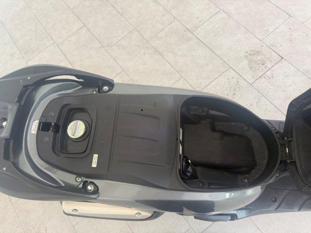 HONDA SH 300 i SH 300I