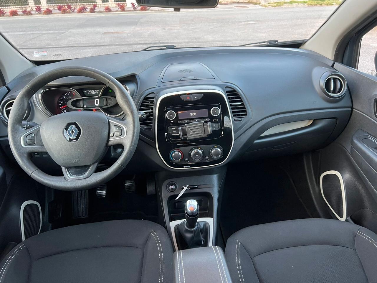 Renault Captur dCi 8V 90 CV EDC Initiale Paris