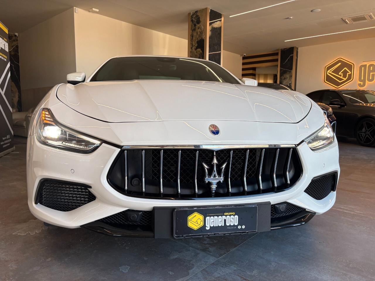 Maserati Ghibli V6 Diesel 275 CV Gransport