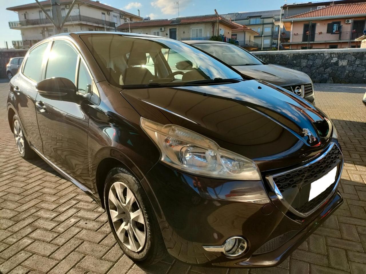 Peugeot 208 1.4 HDi 68 CV 5 porte Active