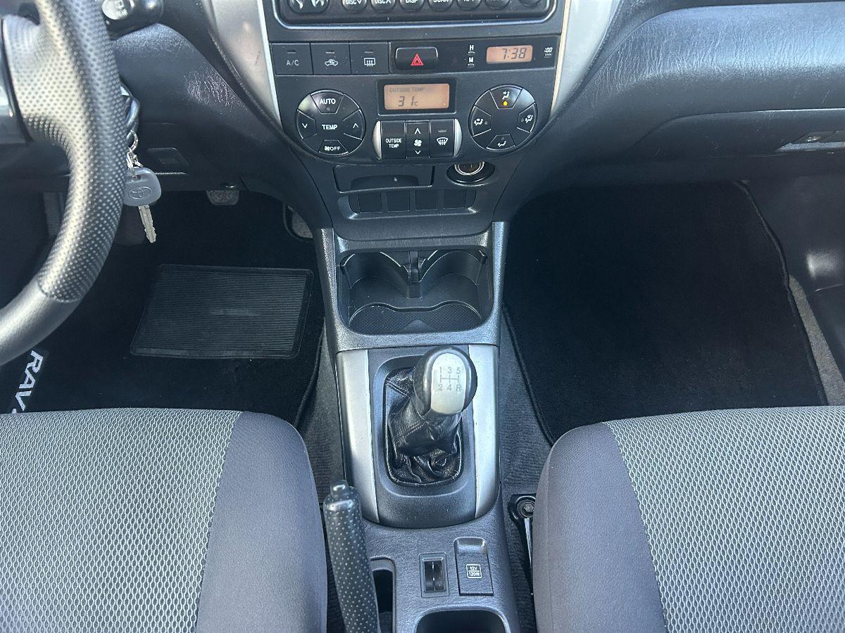 TOYOTA - RAV4 - 2.0 Tdi D-4D 116cv 5 porte Sol