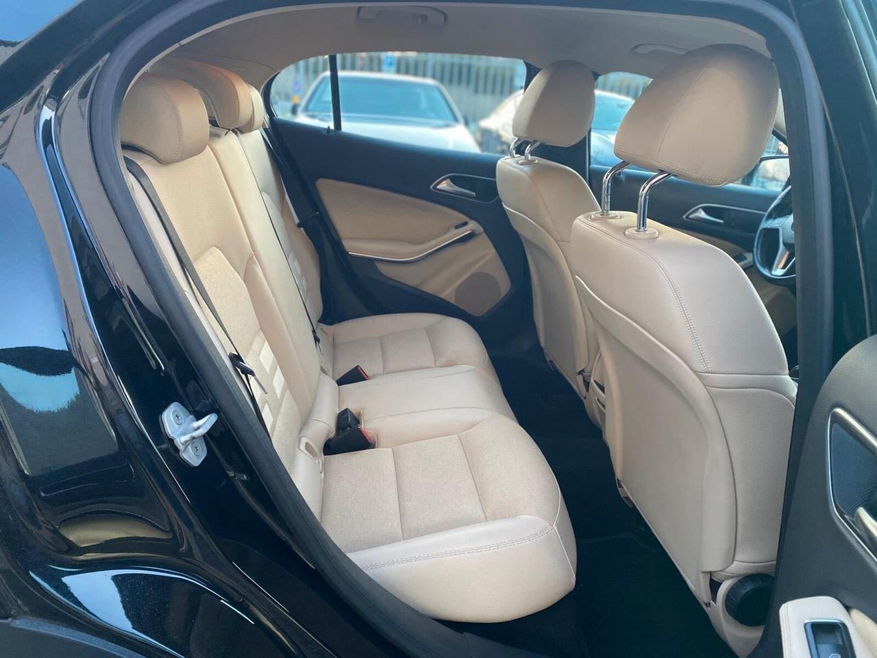 Mercedes-benz GLA 200 CDI Automatic 4Matic Premium