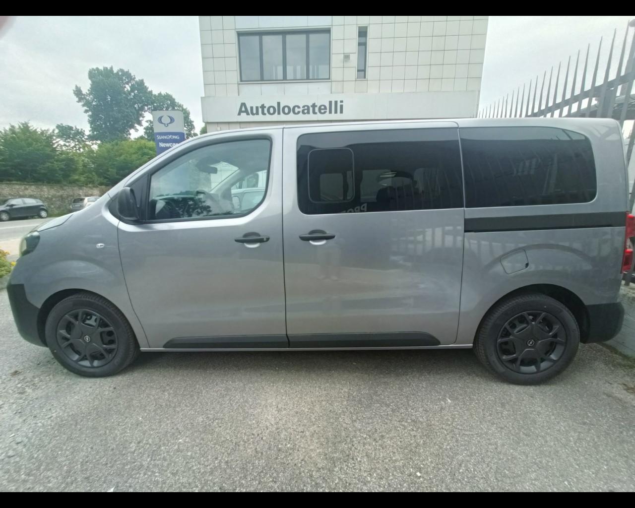 OPEL Vivaro Life Combi 2.0 BlueHDi 180 Lunghezza Media