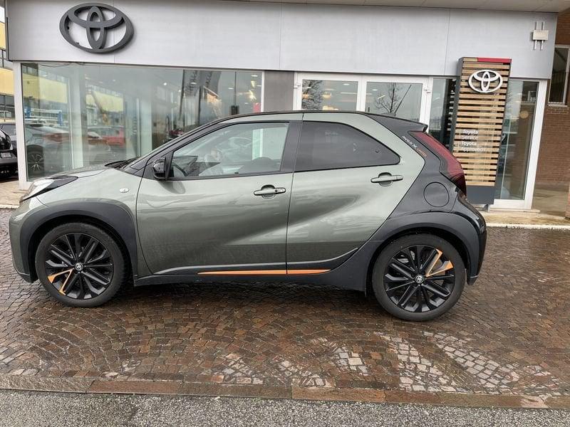 Toyota Aygo Connect 1.0 VVT-i 72 CV 5 porte x-clusiv