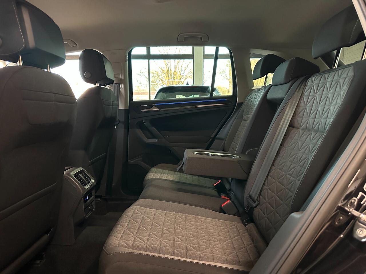 VOLKSWAGEN TIGUAN LIFE 2.0 TDI 122CV *CARPLAY*LUCI*ACC*