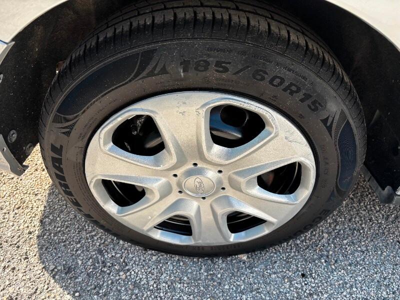 FORD Tourneo Courier 1ªs Tourneo Courier 1.5 T...