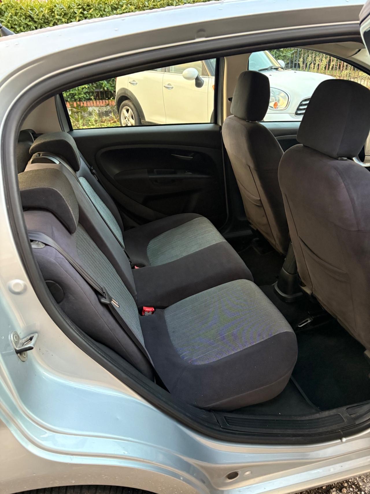 Fiat Grande Punto 1.3 MJT 75 CV 5 porte Dynamic