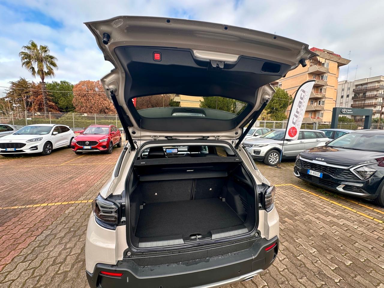 Jeep Avenger 1.2 Turbo 100 CV Summit