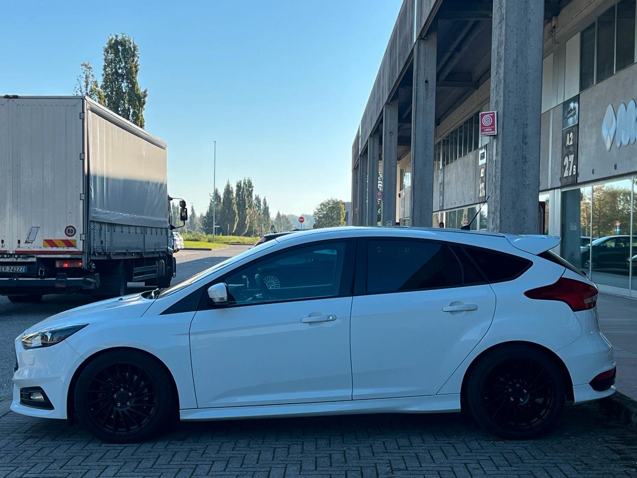 FORD FOCUS ST 2.0 TDI 185 CV – FULL OPTIONAL – RECARO – XENO – CAMERA