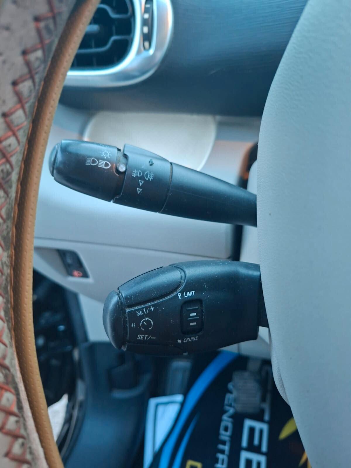 Citroen C3 Picasso 1.6 HDi 90 airdream Exclusive Style