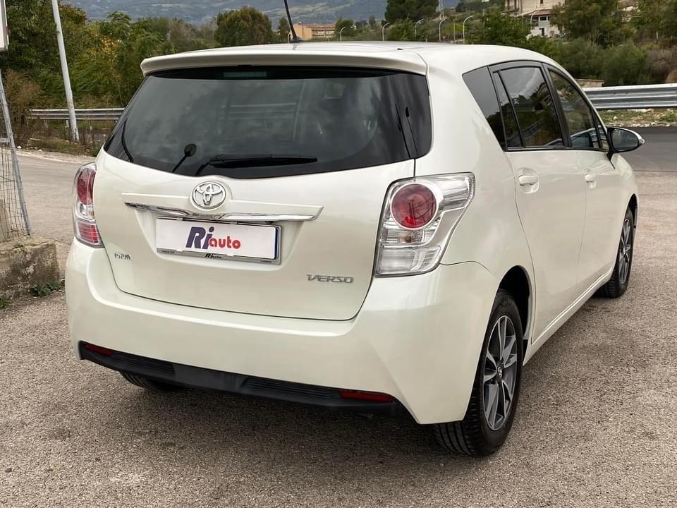 Toyota Verso 2.0 D Active 7 posti