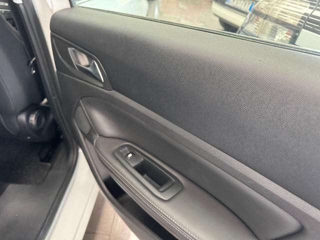 PEUGEOT 308 1.6 e-HDi 115 CV Stop&Start Allure