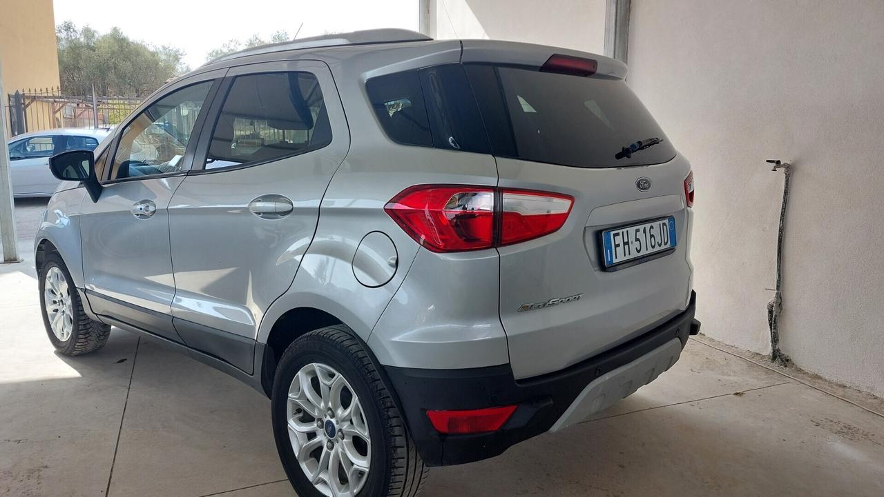 Ford EcoSport 1.5 TDCi full adatta a neopatentati