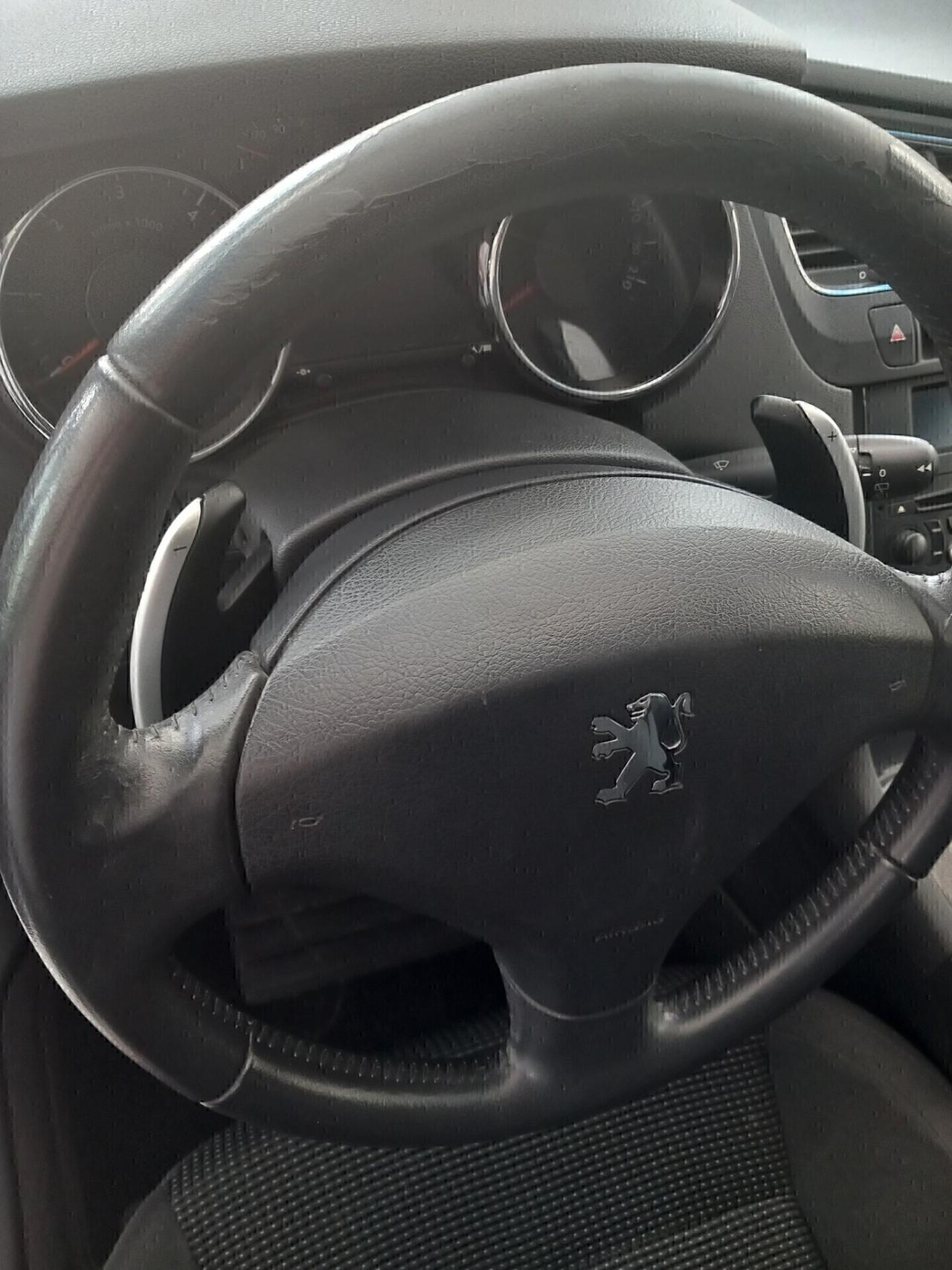 Peugeot 5008 1.6 diesel automatica 7 posti 152 mila km anno 2013