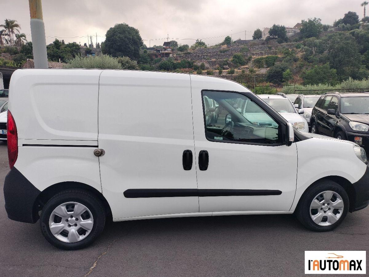 FIAT - DoblÃ² Cargo 1.3 mjt 16v SX 95cv 3p.ti
