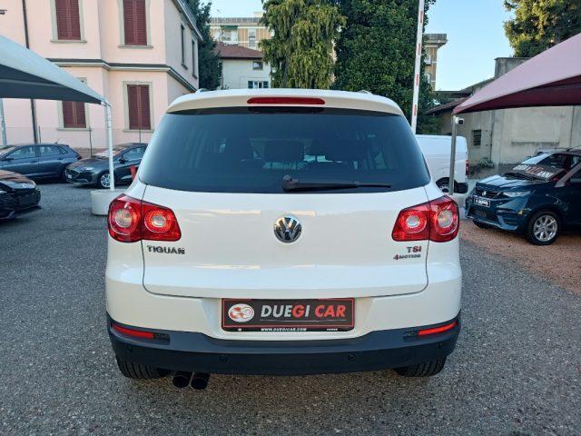 VOLKSWAGEN Tiguan 1.4 TSI 4MOTION Sport & Style
