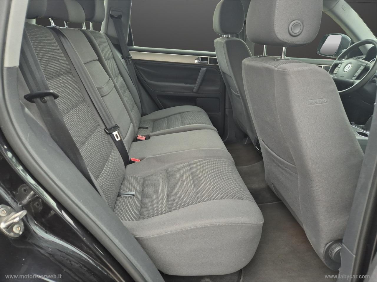 VOLKSWAGEN Touareg 2.5 R5 TDI DPF Exclusive