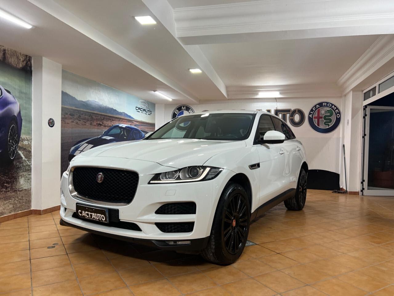 Jaguar F-Pace 2.0 D 180 CV