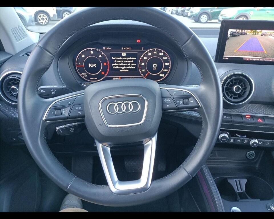 Audi Q2 30 2.0 TDI Business S tronic