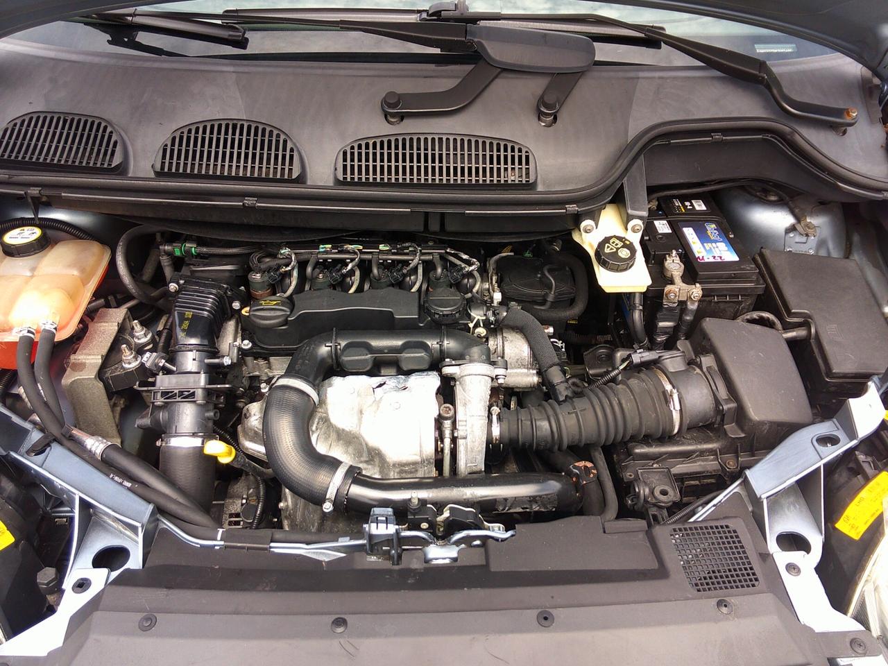 Ford Focus C-Max Focus C-Max 1.6 TDCi (110CV) 04