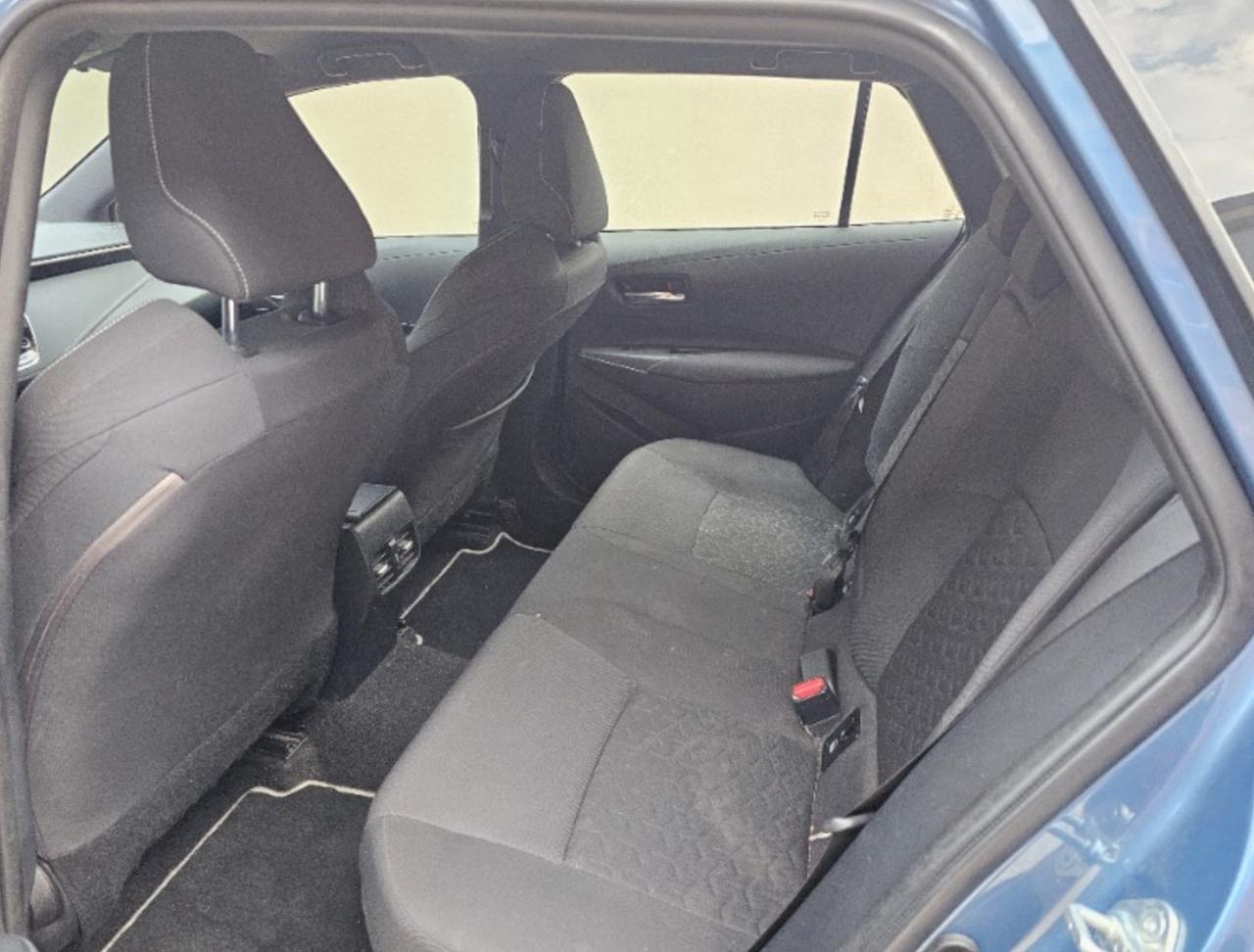 Toyota Corolla Touring Sports 1.8 Hybrid Business